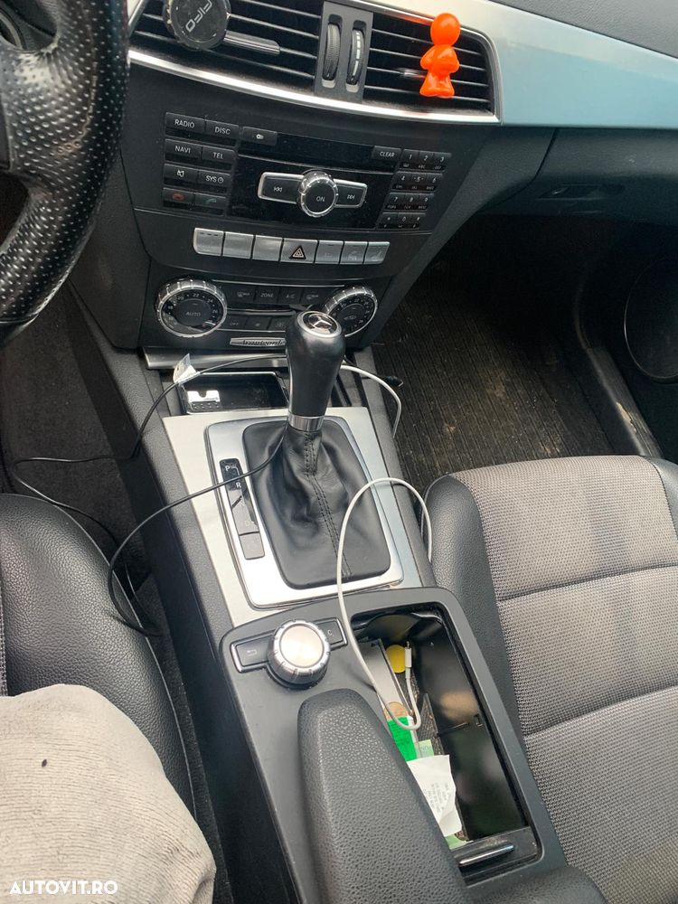 Mercedes-Benz C - 5