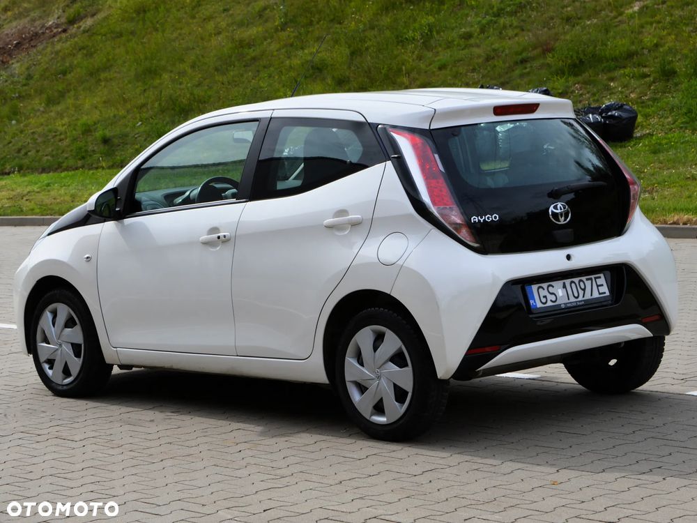 Toyota Aygo 1.0 VVT-i Sprint EU6 - 4