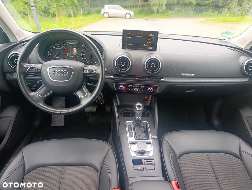 Audi A3 Sportback 30 g-tron S tronic - 21
