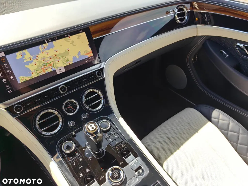 Bentley Continental GT - 23