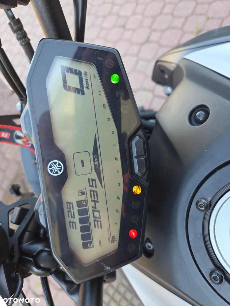 Yamaha MT - 7