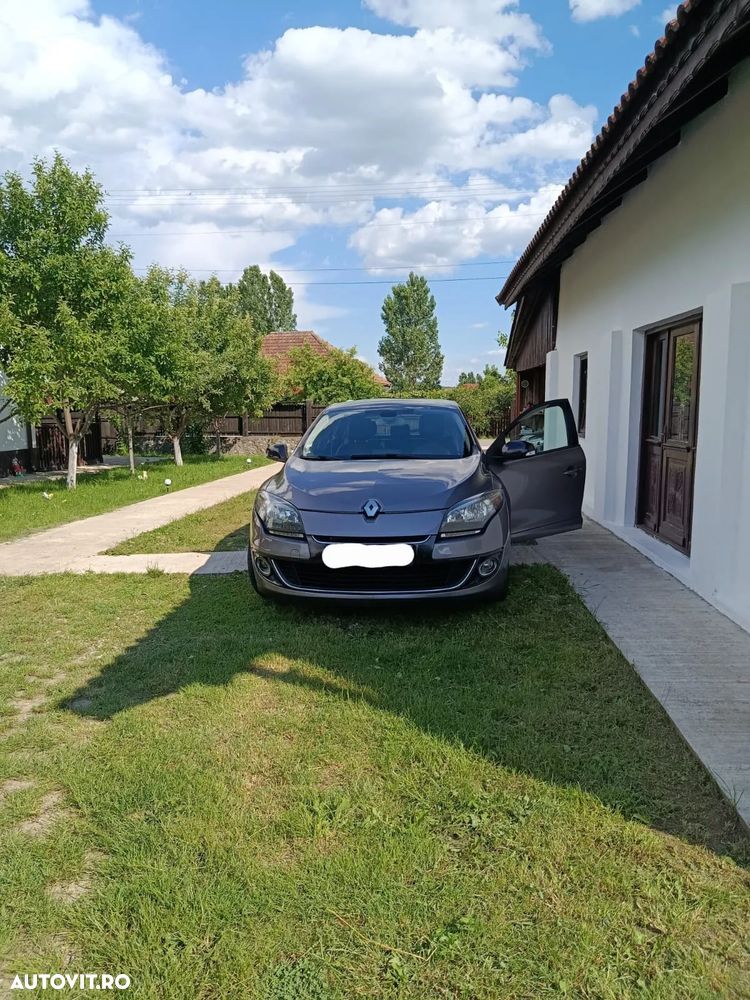 RENAULT Megane 2012