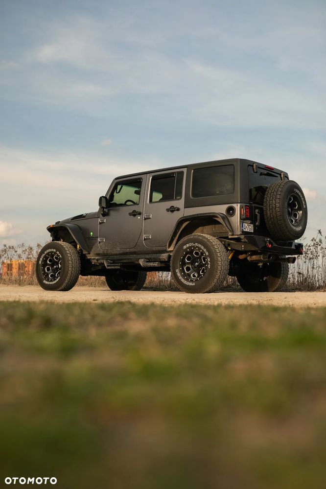 Jeep Wrangler 3.6 Unlim Sahara - 5