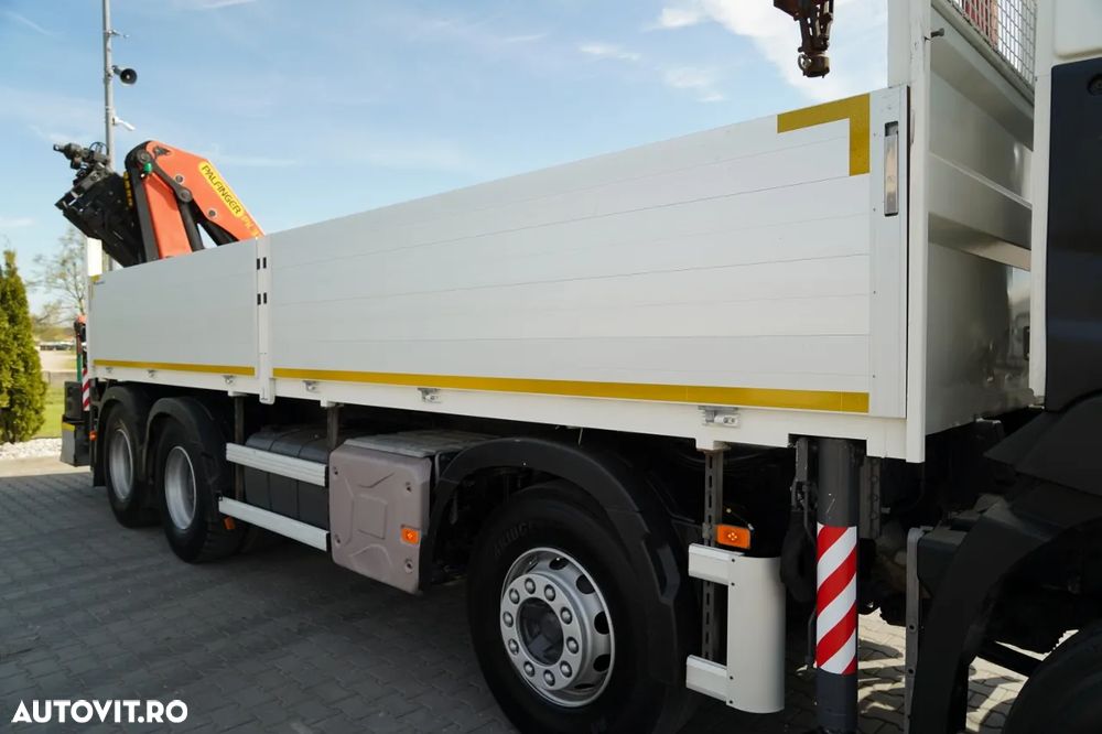 Renault C 430 / 8x4 / 7 M LIVRARE + PALFINGER 33002 HDS - ridicare: 14,5 M / CAPACITATE DE RIDICARE 9800 KG / RADIOCOMANDĂ / ROTATOARE / EURO 6 - 22