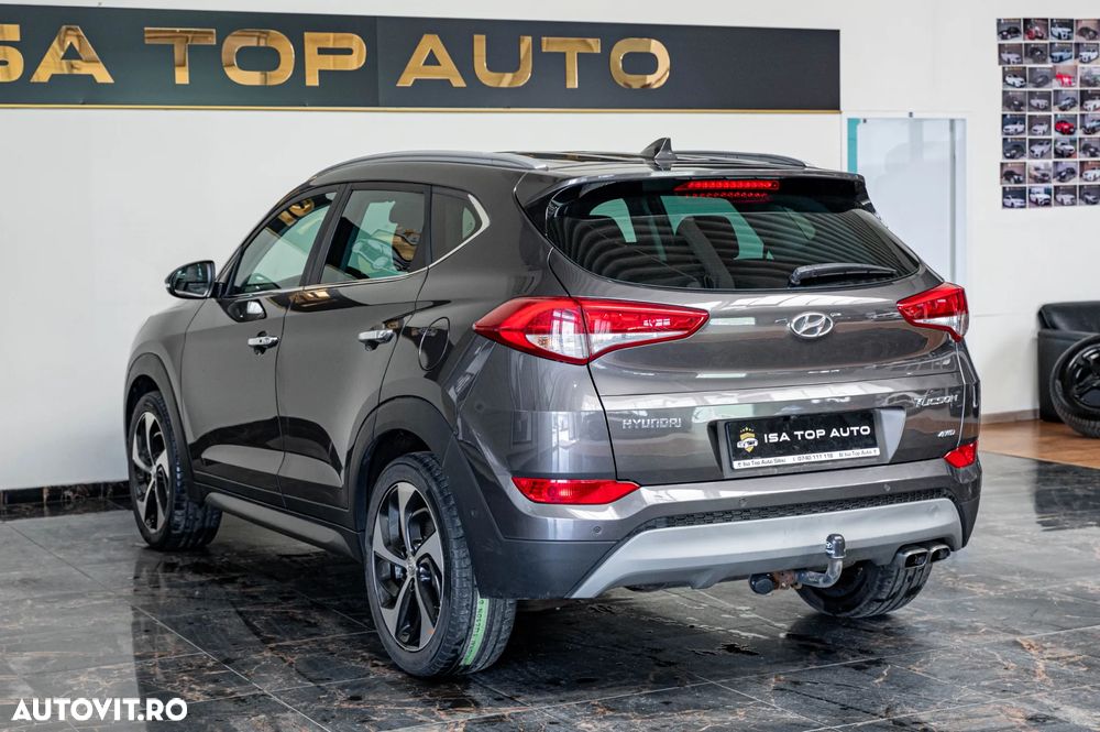 Hyundai Tucson 2.0 CRDI 4WD Automatik Premium - 32