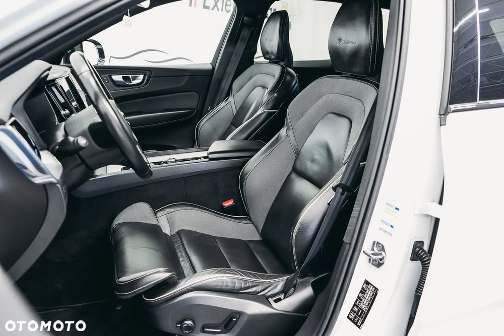 Volvo XC 60 B4 D AWD Geartronic RDesign - 14