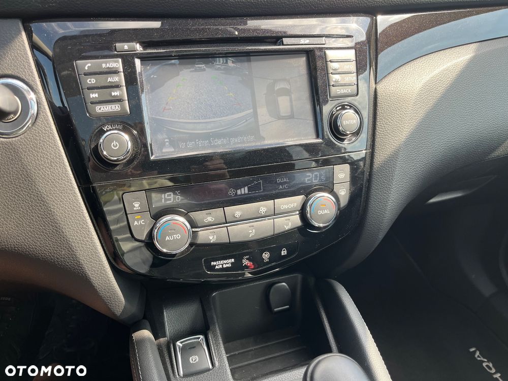 Nissan Qashqai 1.2 DIG-T N-Connecta Xtronic EU6 - 13