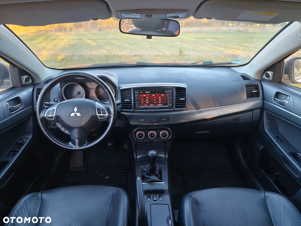 Mitsubishi Lancer 1.8 Instyle NAVI - 6