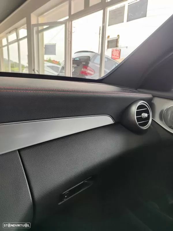 Mercedes-Benz C 63 AMG S - 36