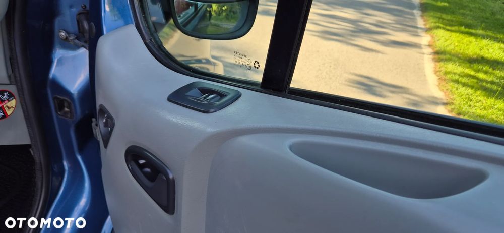 Renault Trafic L1H1 Passenger Lux - 21