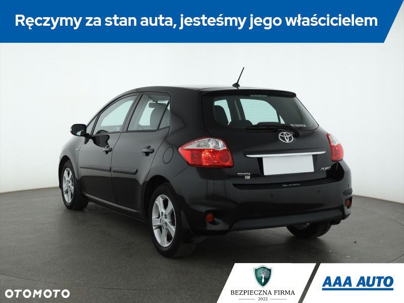 Toyota Auris - 5