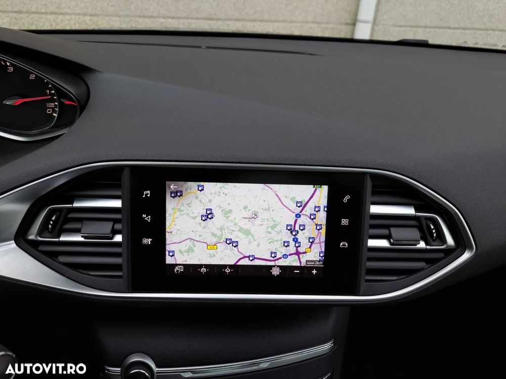 Peugeot 308 BlueHDi 130 Stop & Start Allure Business-Paket - 21