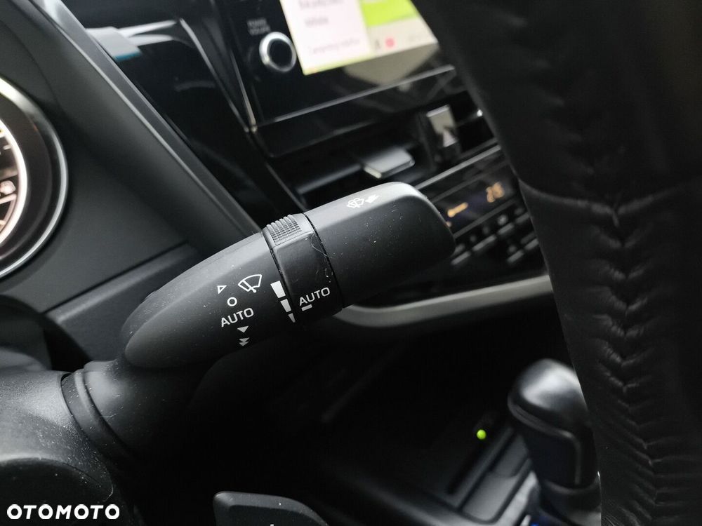 Toyota Camry 2.5 Hybrid Executive CVT - 27