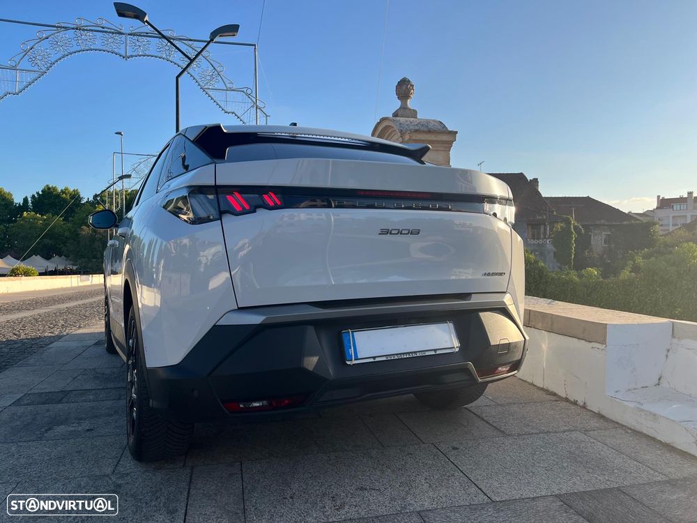 Peugeot 3008 Hybrid 145 e-DSC6 Allure - 3
