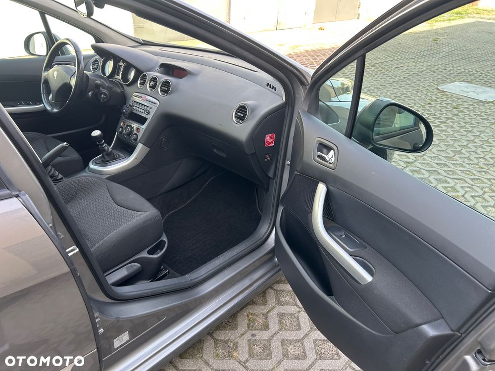 Peugeot 308 2.0 HDi Premium - 10