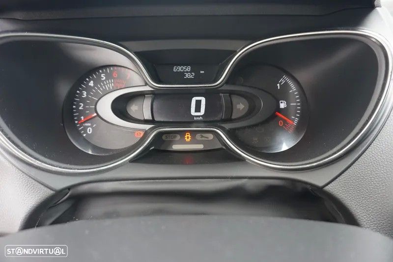 Renault Captur 1.2 TCe Exclusive - 15