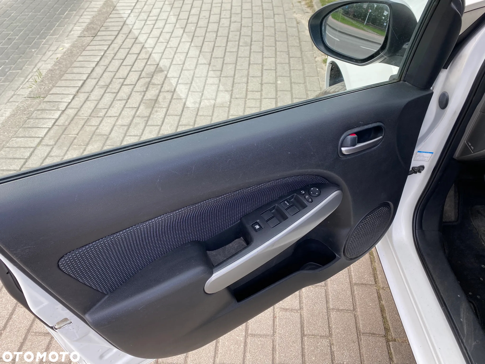 Mazda 2 1.3 Comfort - 14