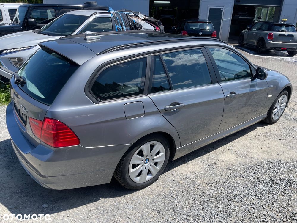 BMW Seria 3 316d - 4