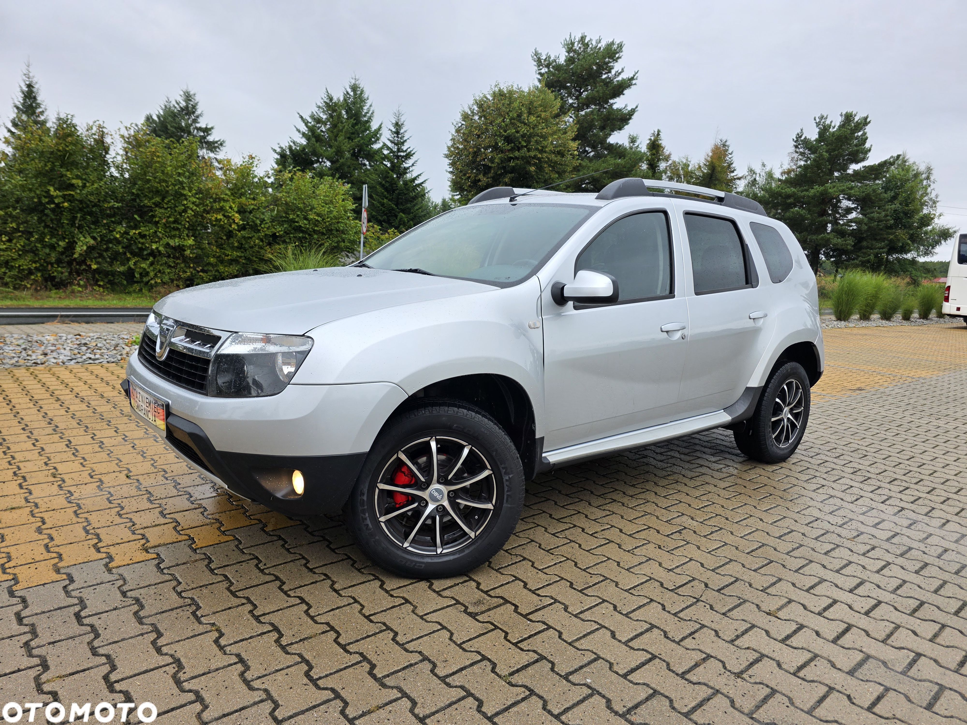 Dacia Duster 1.6 SCe Ambiance S&S - 1