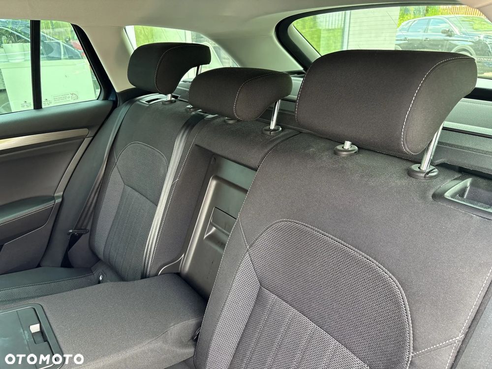 Skoda Superb 2.0 TDI SCR Style DSG - 18