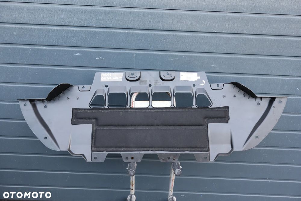 PŁYTA OSŁONA ZDERZAKA PRZEDNIA PRZÓD MASERATI GHIBLI 670001748 2013 - 1