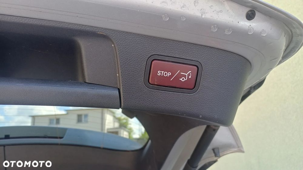 Mercedes-Benz GLA 220 d 4Matic 7G-DCT StreetStyle - 26