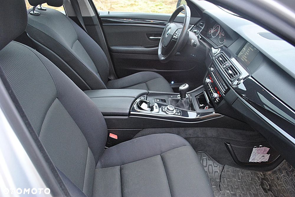 BMW Seria 5 520d - 11