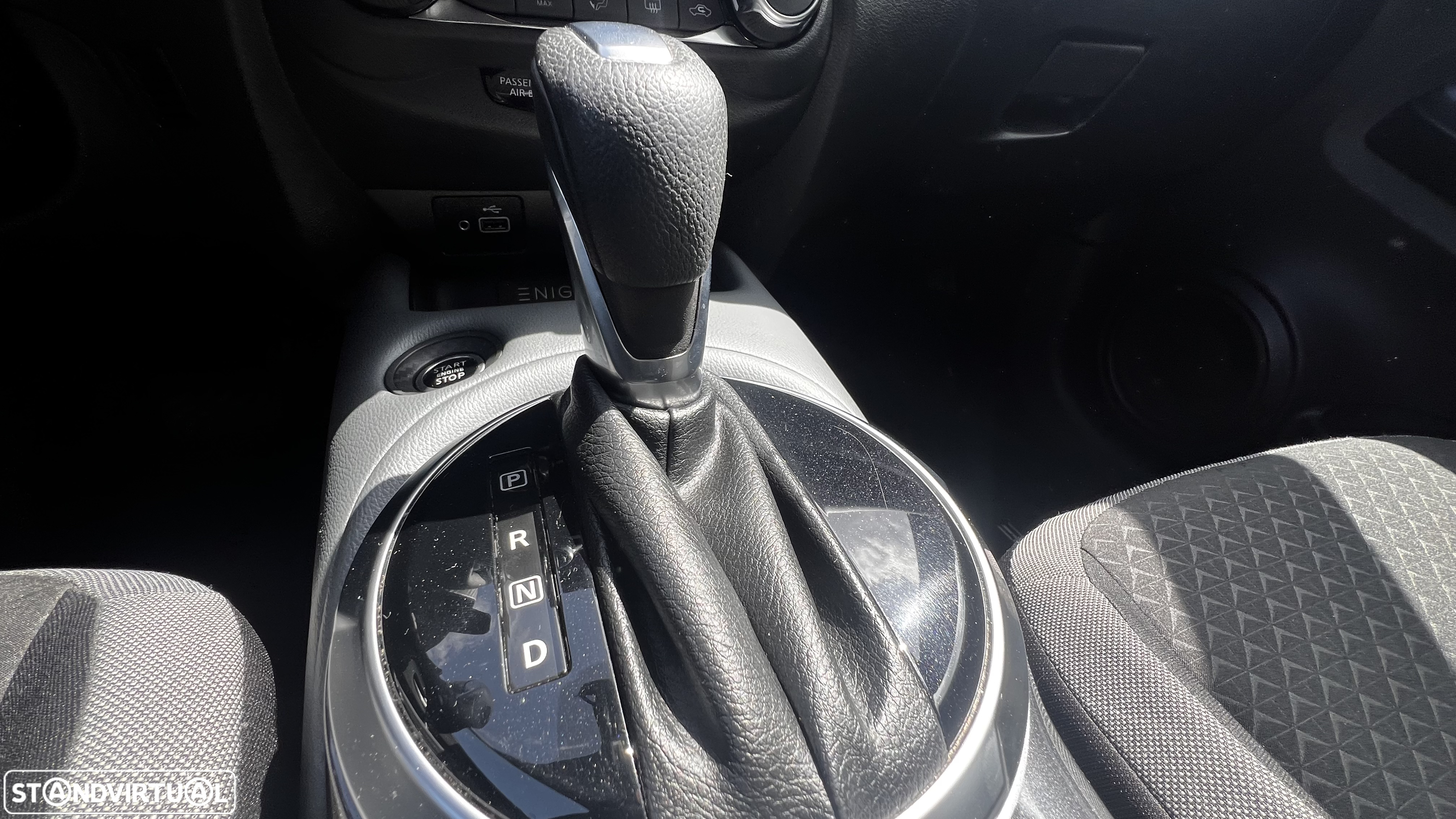 Nissan Juke 1.0 DIG-T Enigma DCT - 43