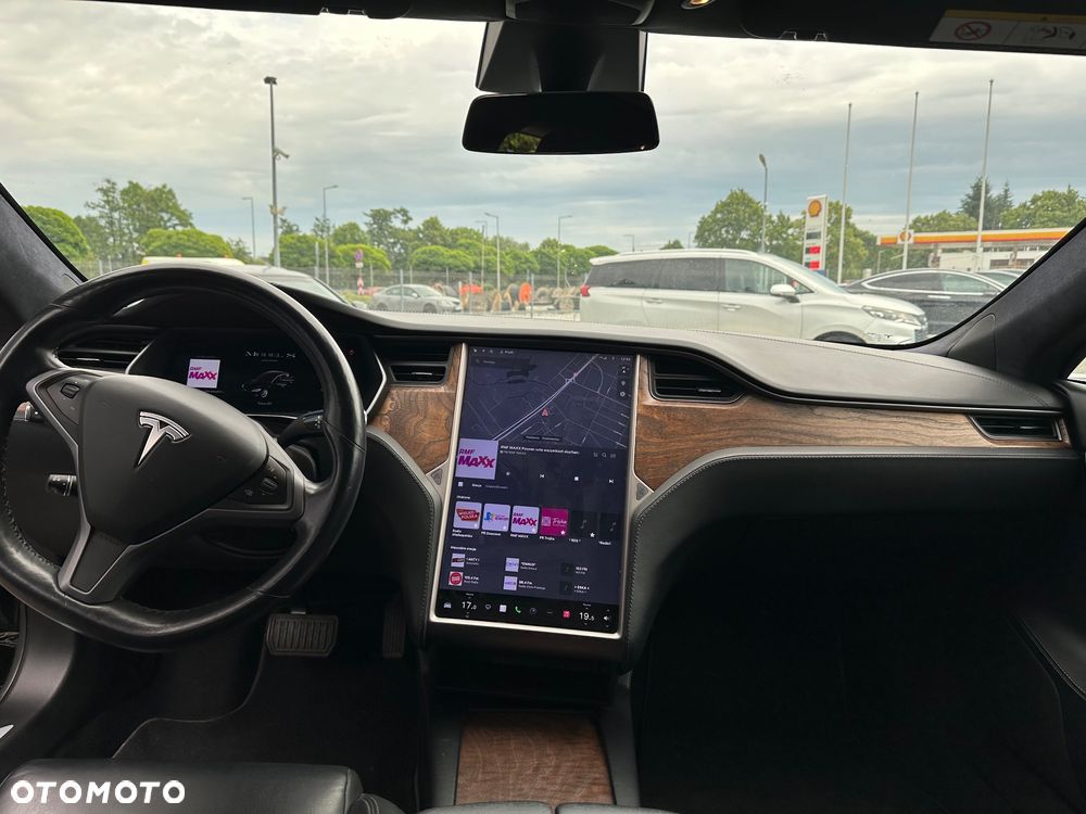 Tesla Model S Long Range AWD - 16