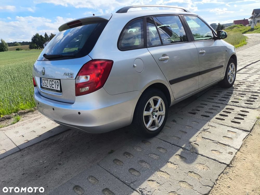 Skoda Fabia - 4