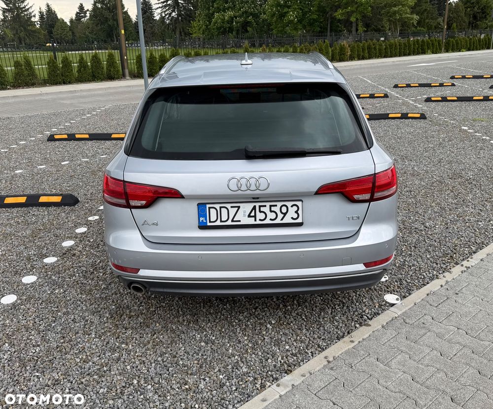 Audi A4 Avant 2.0 TDI - 6