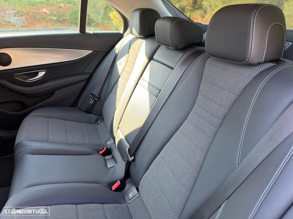 Mercedes-Benz E 300 e Avantgarde - 27