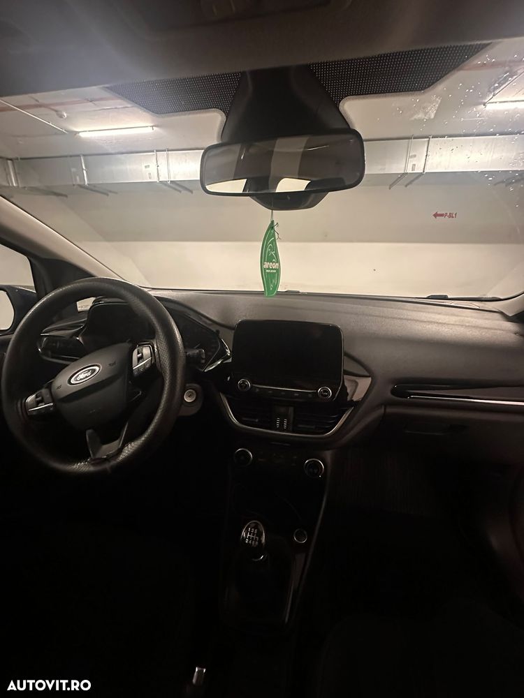 Ford Fiesta - 11