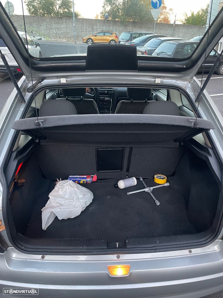 Opel Astra 1.4 Sport - 13