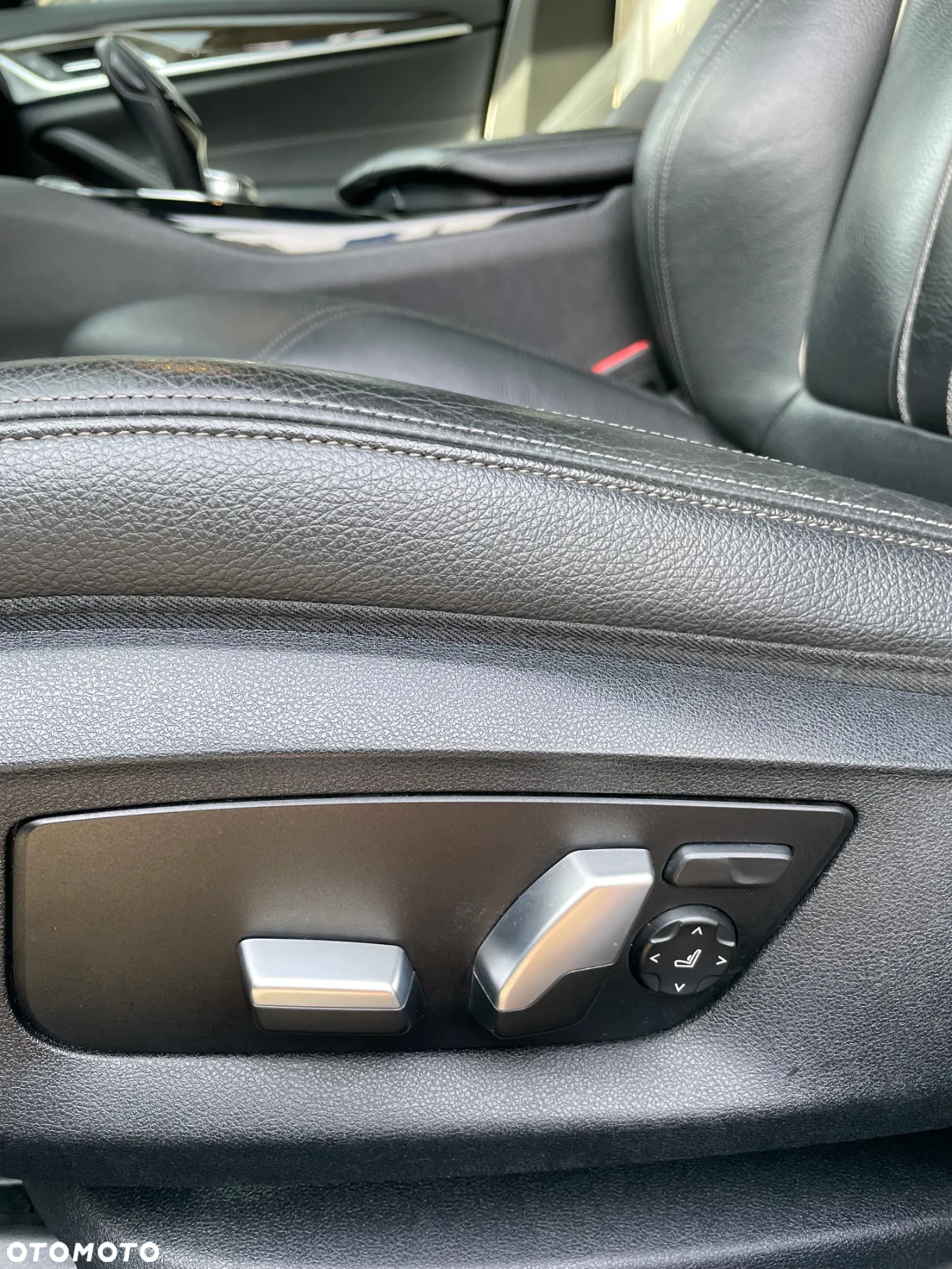 BMW Seria 5 530e iPerformance - 12