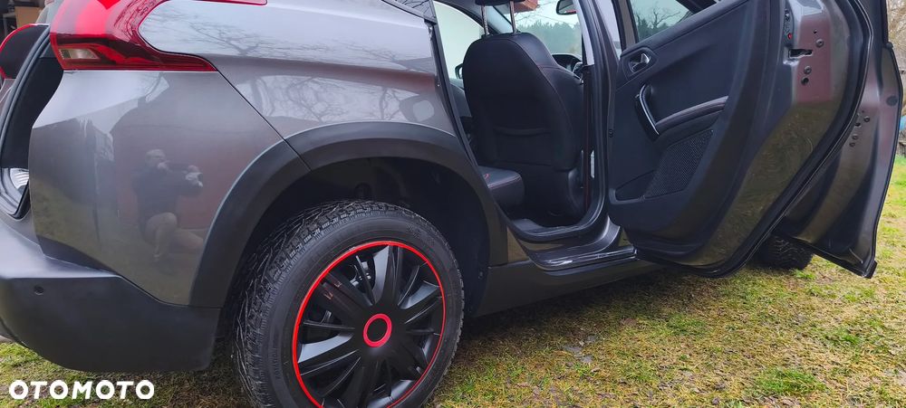 Peugeot 2008 BlueHDi FAP 120 STOP & START GT-Line Edition - 31