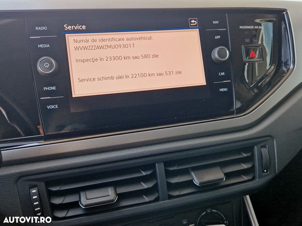 Volkswagen Polo 1.0 TSI DSG Comfortline - 24