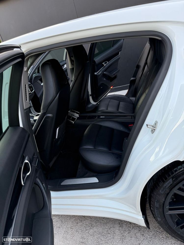 Porsche Panamera S Hybrid - 12