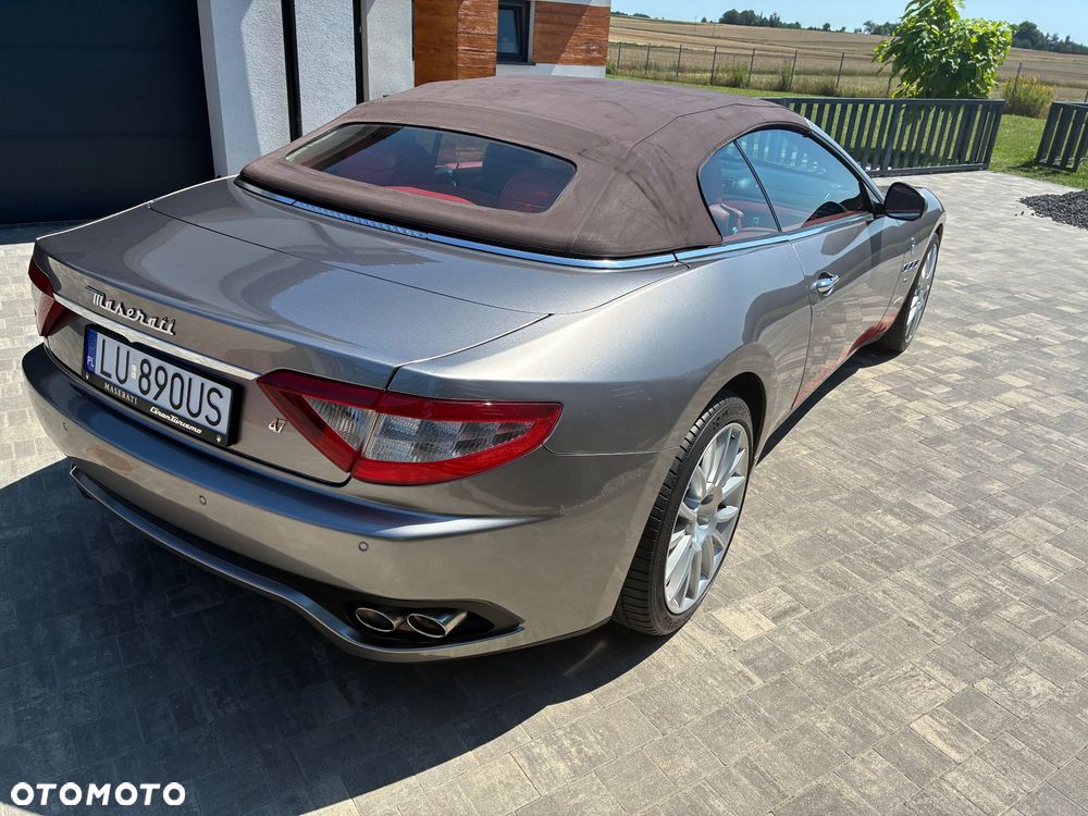 Maserati GranCabrio - 25