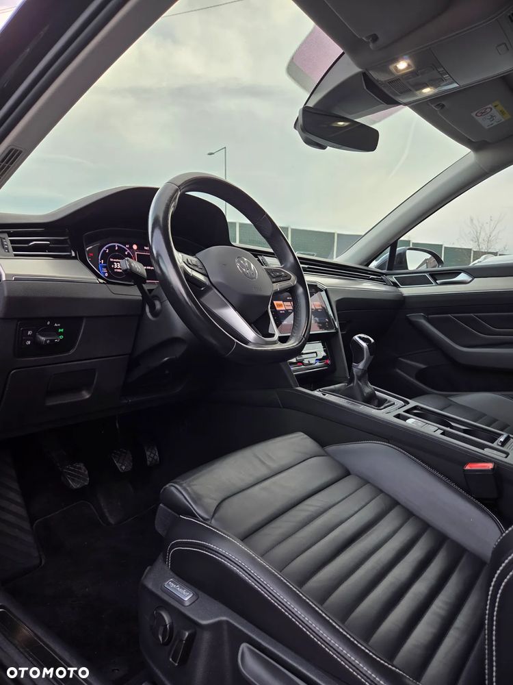 Volkswagen Passat 2.0 TDI BMT Highline - 19