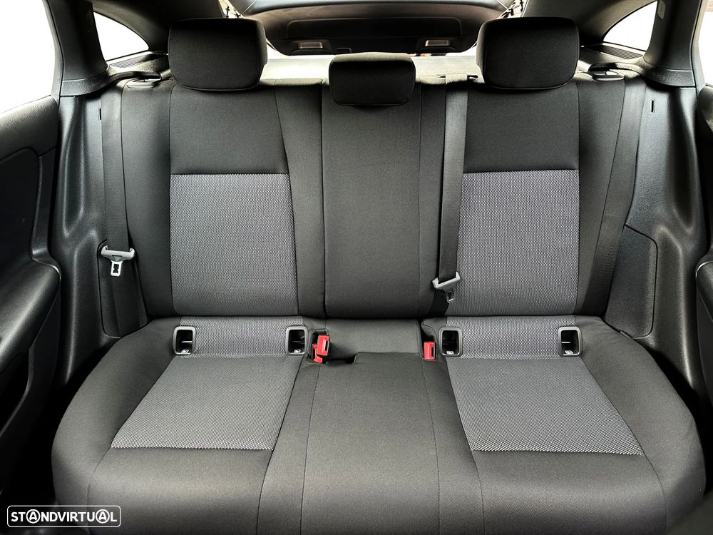 Mercedes-Benz CLA 200 d Shooting Brake Progressive Aut. - 7