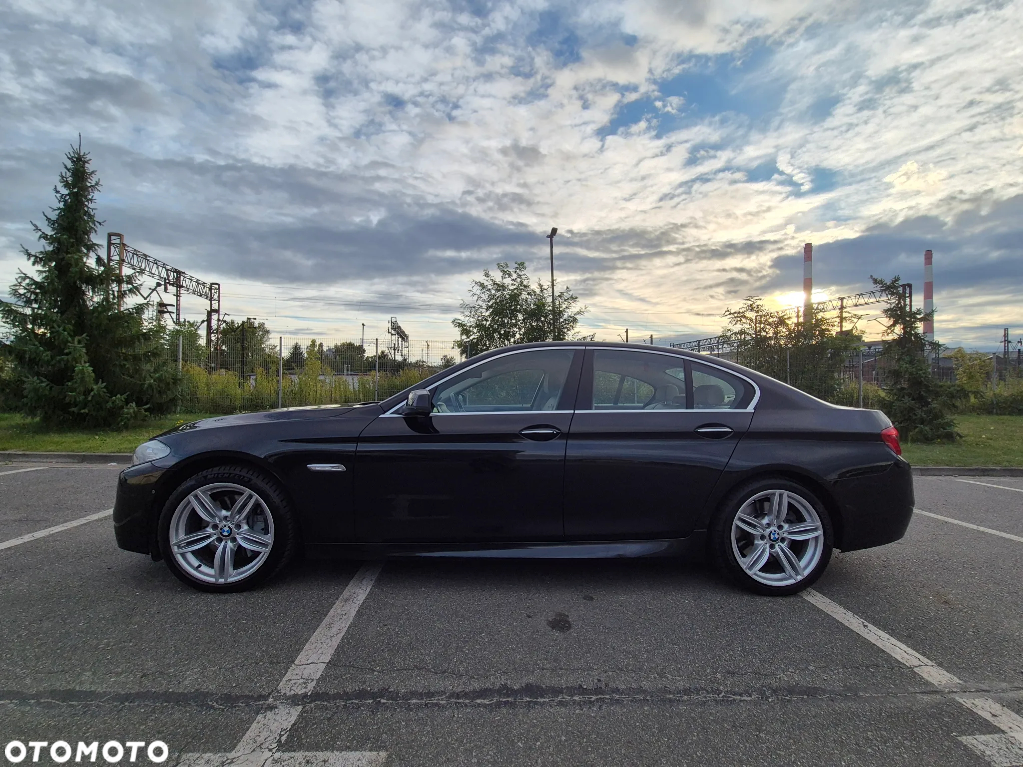 BMW Seria 5 535i xDrive - 12
