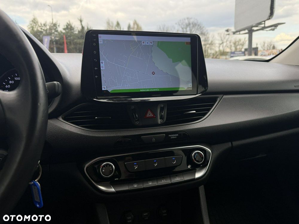 Hyundai i30 1.0 T-GDI Classic + - 11