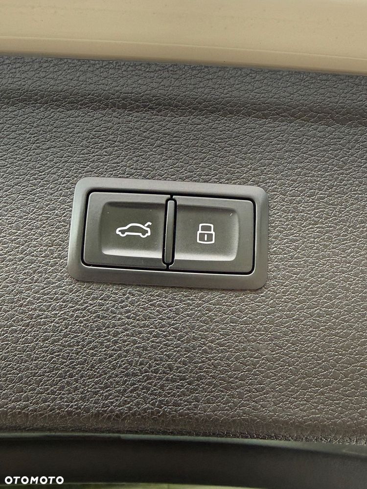Audi Q5 35 TDI mHEV S Line S tronic - 29