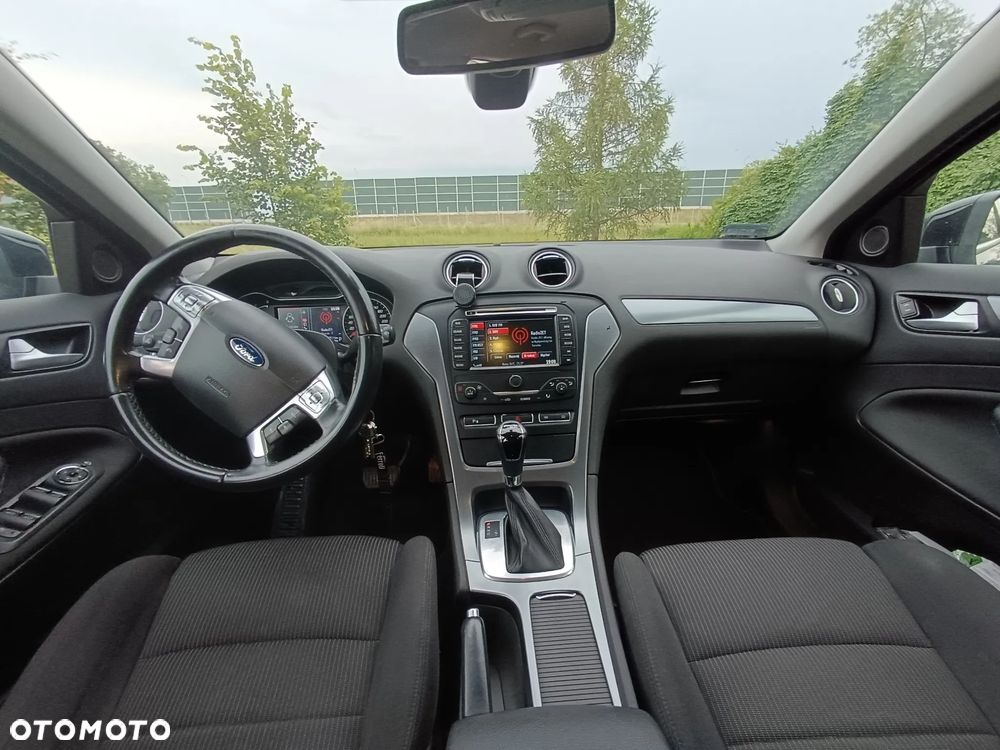 Ford Mondeo 2.0 TDCi ECOnetic Business Edition - 15
