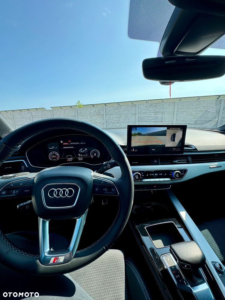 Audi A4 ver-45-tfsi-quattro-s-tronic-s-line - 33