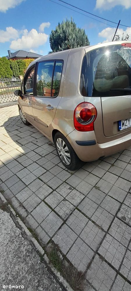Renault Modus 1.4 Confort Authentique - 12