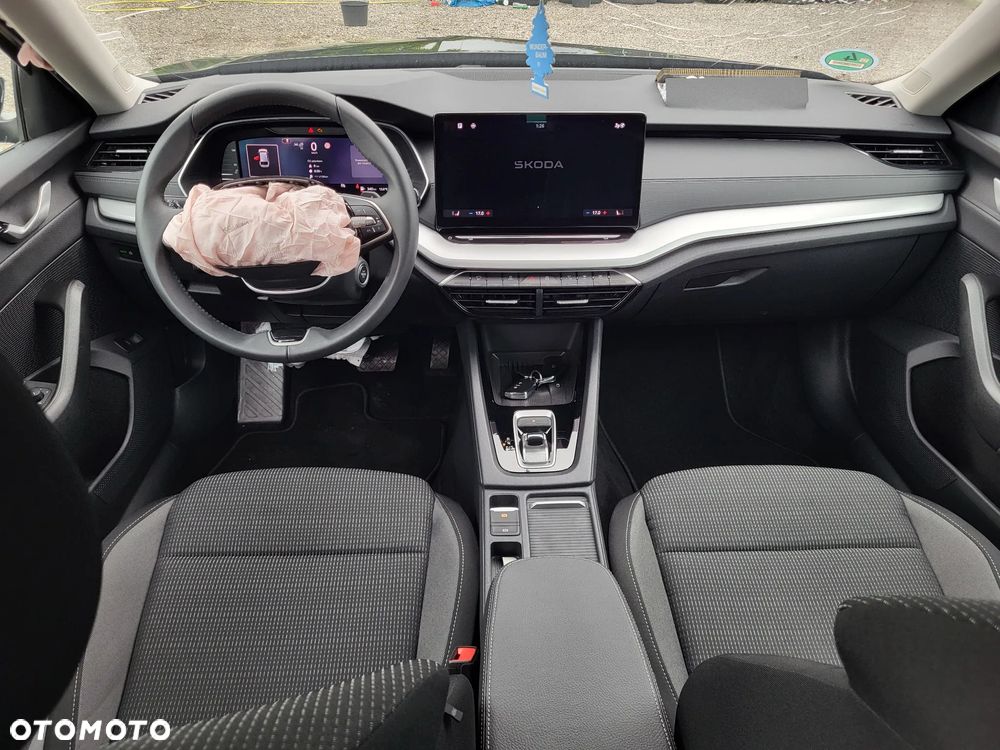 Skoda Octavia 1.5 TSI mHEV DSG Selection - 12