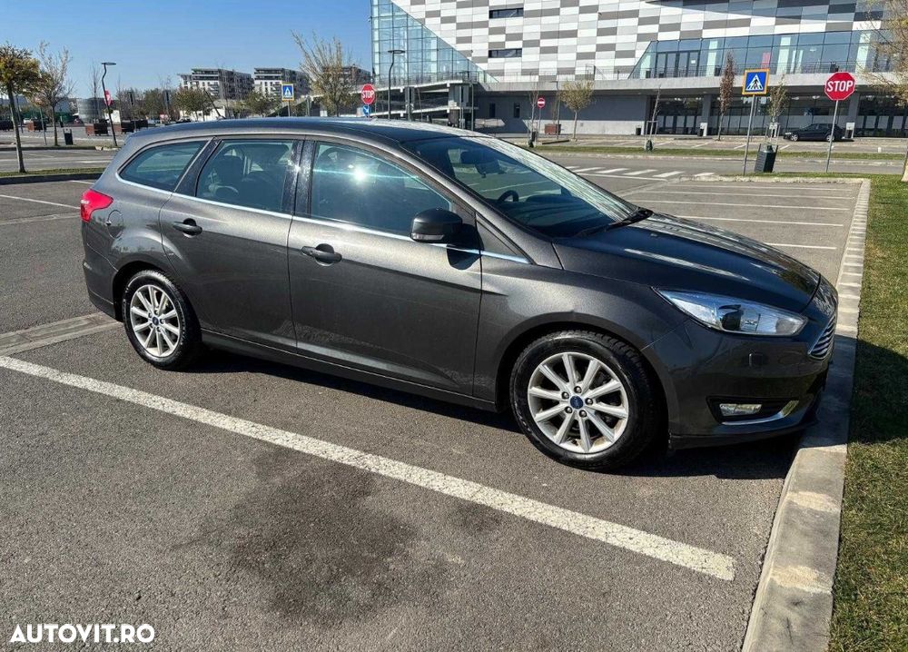 Ford Focus - 4