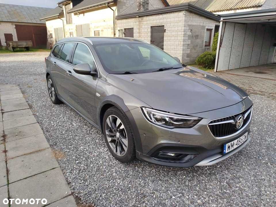 Opel Insignia - 1